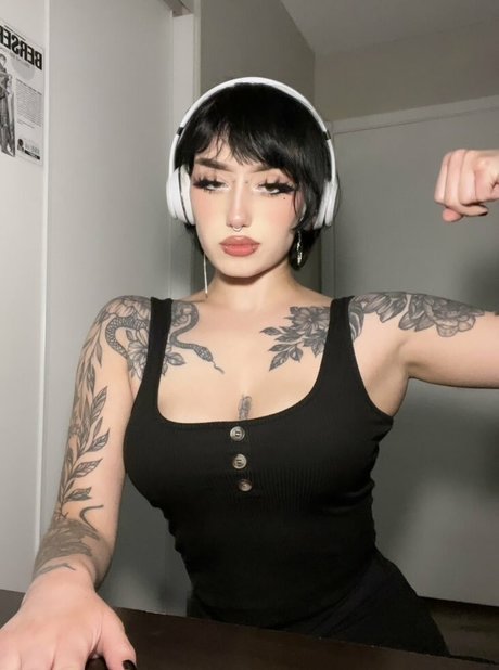 Redroomromance jolie star du porno photos