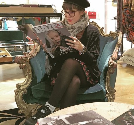 Aril s Chest belle star du porno img