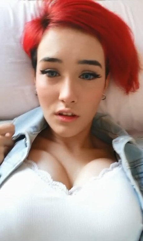 Nyukix star du porno adulte archive