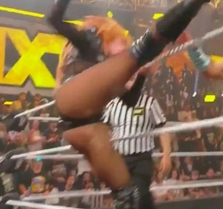 Becky Lynch star du porno chaud photo