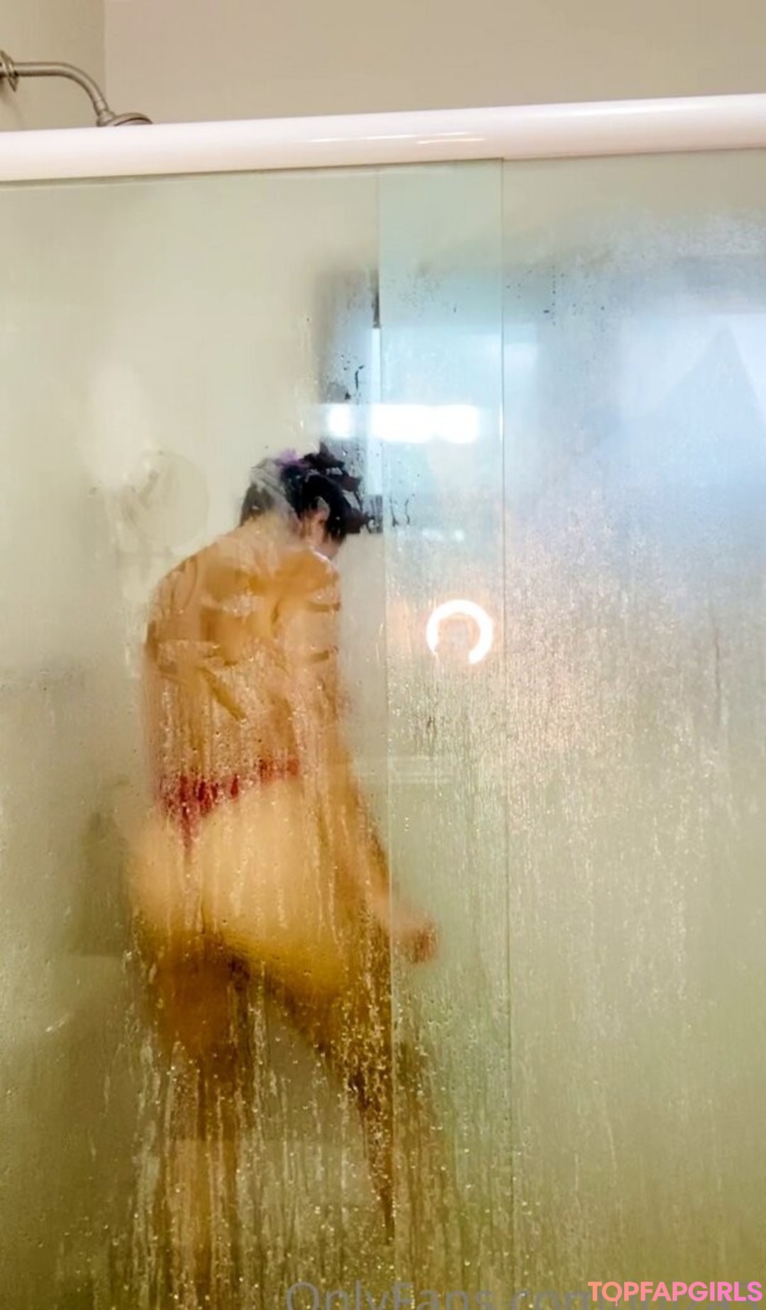 chatte dégoulinante et humide onlyfans adulte en haute qualité image