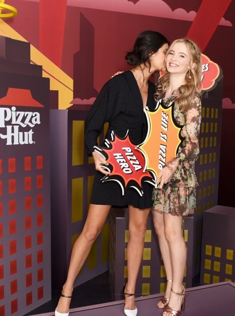 Freya Allan meilleure star du porno photo