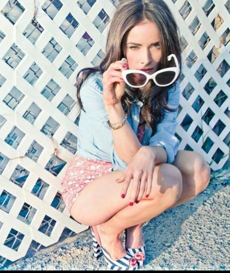 Abigail Spencer star du porno en haute qualité photo