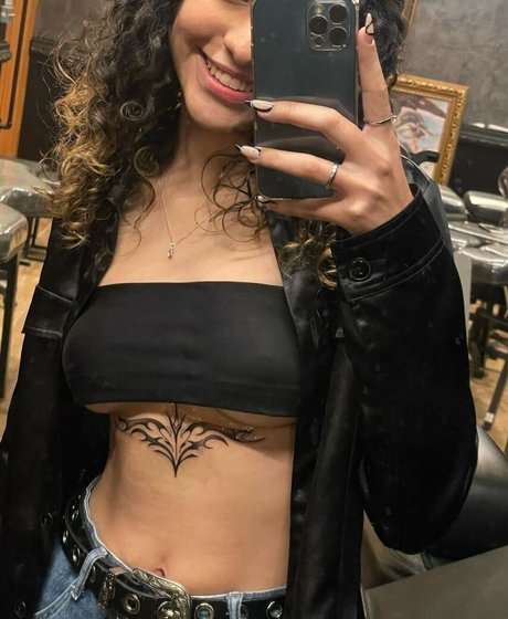 grosse bite trans onlyfans belle haute qualité archive