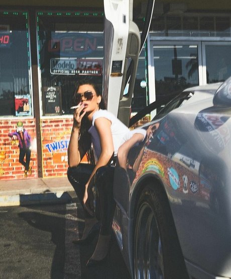 Jessica Naz étoile chaude galeries