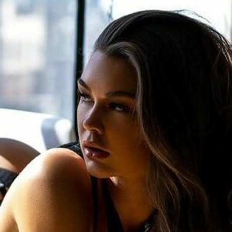 Jessica Naz star du porno nue galerie