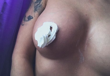 Lyubov Tomskaya star du sexe photo