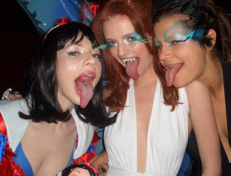 Michelle Trachtenberg star pornographique photos