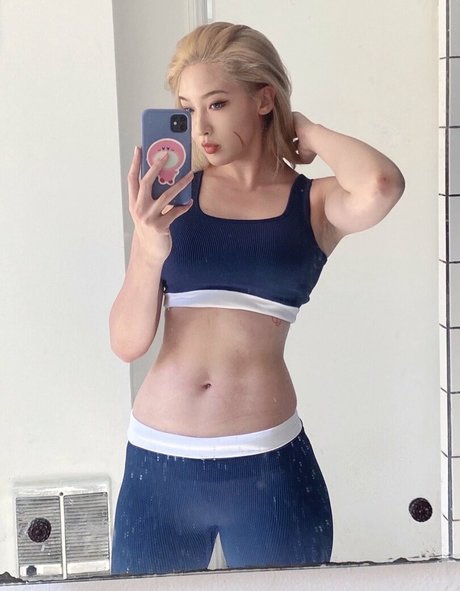 Caytie Cosplay jolie étoile images