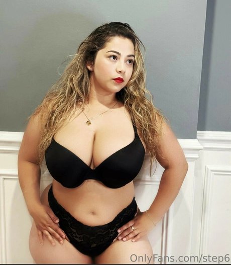 Stephanie Reyes actrice libre image