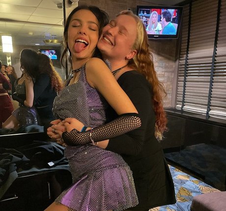 Olivia Rodrigo modèle parfait img