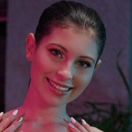 Lily Bella étoile sexy collection