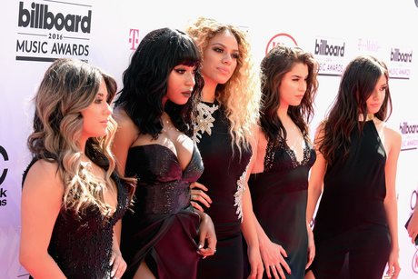 belles asiatiques onlyfans art chaud image