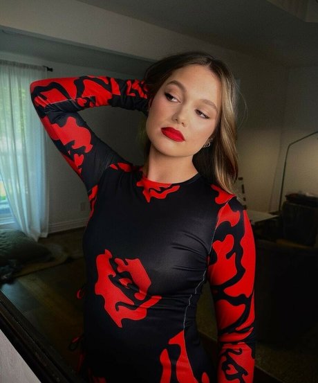 ébène cum onlyfans assez exclusif galerie