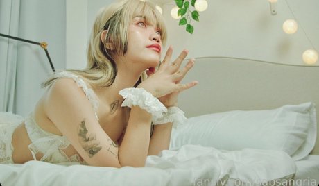 Sab Sangria modèle sexy photo