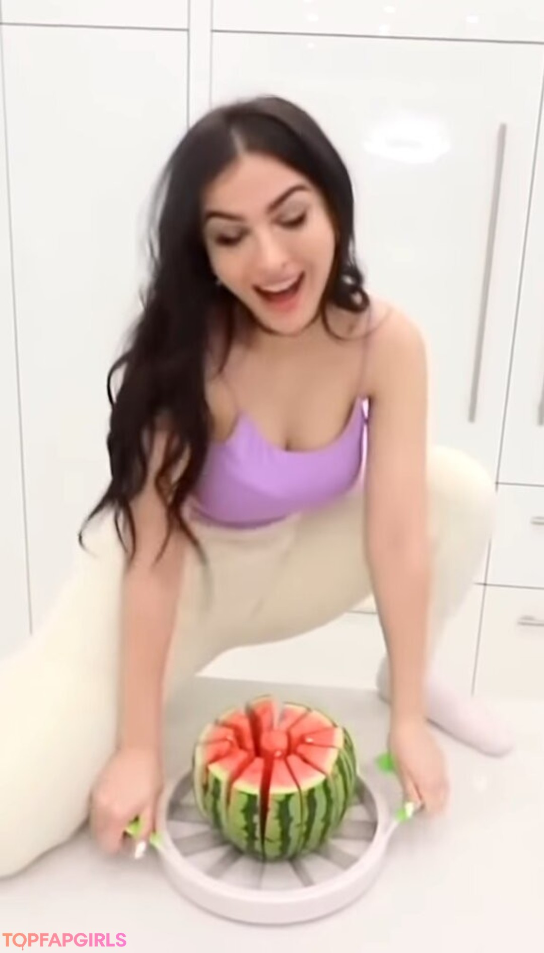 Sssniperwolf star du porno érotique img