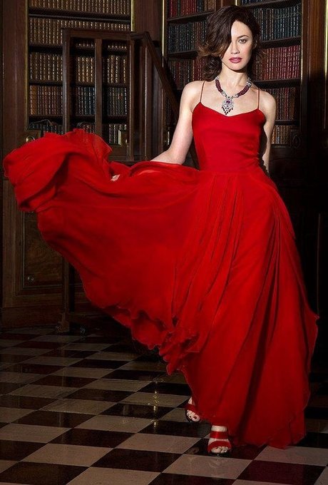 Olga Kurylenko modèles nus galeries