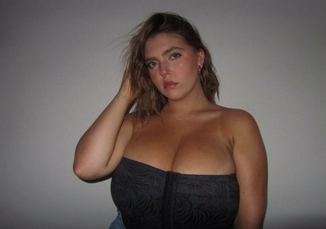 seerahb2 nus de stars du porno archive