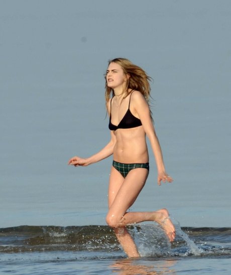 Cara Delevingne jolie étoile photo