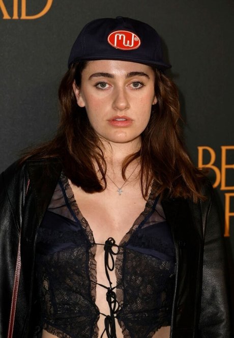 Rachel Anne Sennott star du porno adulte des photos