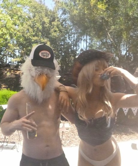 nue enceinte onlyfans art érotique photo