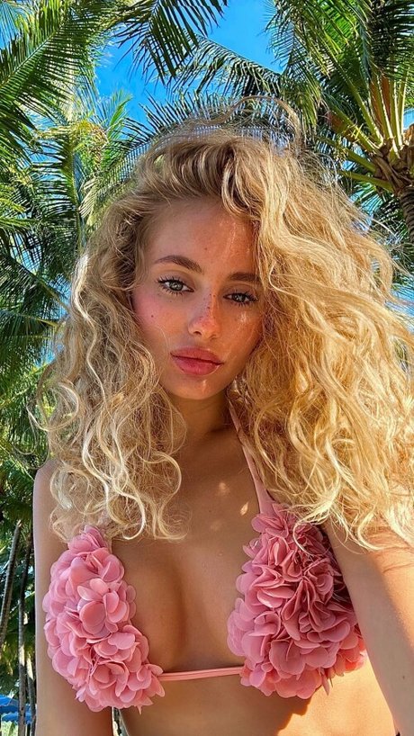 Angelina Borshchevskaya étoile érotique galerie