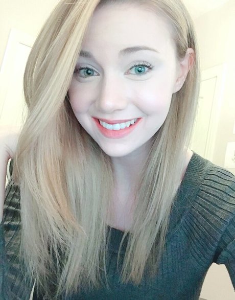 Dizzykitten modèle joli galerie