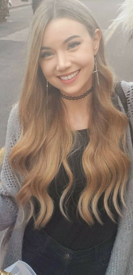 Dizzykitten star du porno chaude galerie