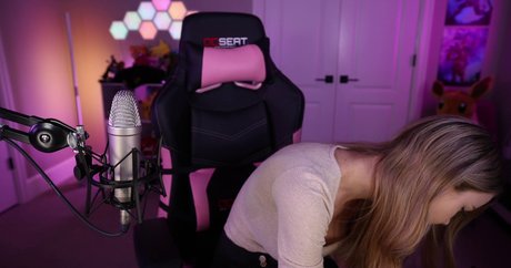 Dizzykitten star du porno galerie