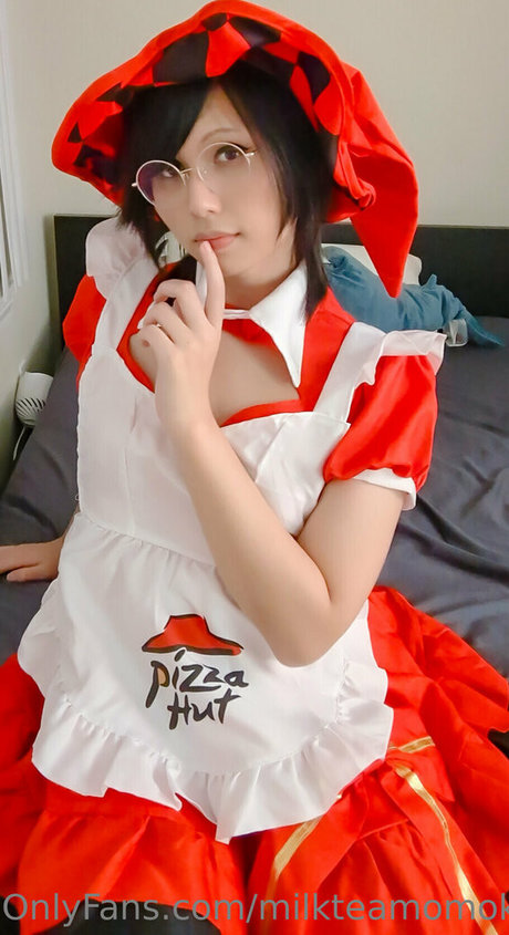 milkteamomoko modèle pornographique galerie