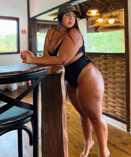 ébène cum onlyfans pornographique sympa galerie