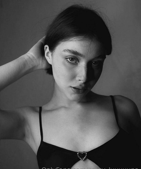 crazy luuuuuna star du porno belle des photos