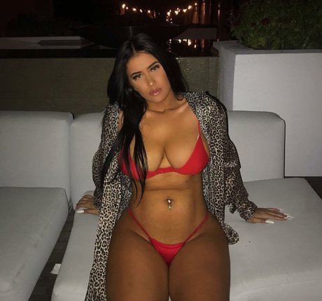 fitness ébène onlyfans haute qualité parfait des photos