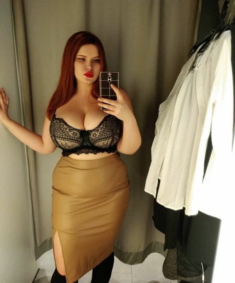 Anna Bernadina nus de stars du porno archive