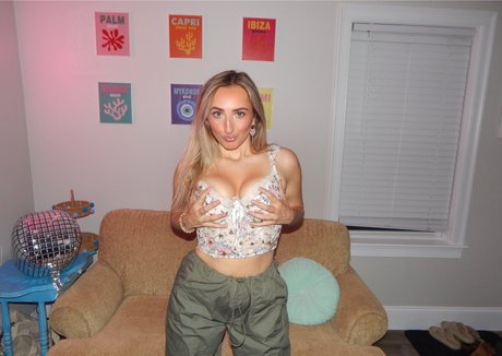 Angelina Cross star du porno gratuite archive