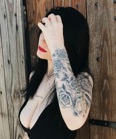 Delfi Peralta actrice exclusive images