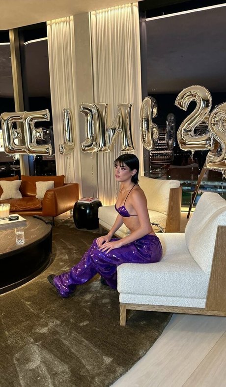 Dixie D Amelio actrice nue des photos