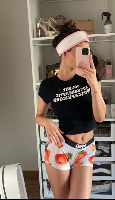 grand-mère britannique onlyfans exclusif sympa galeries