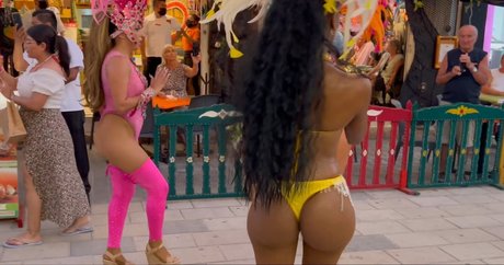 Exhibitionism actrice de grande qualité archive