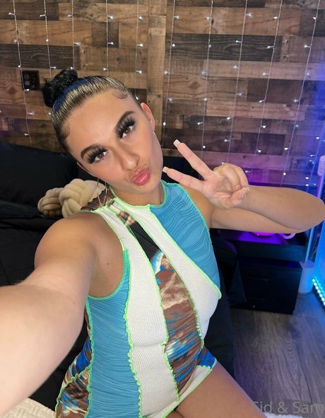 fans sociaux uniquement bel adulte images