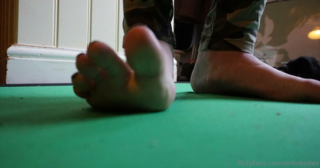 erimendes actrice adulte photo