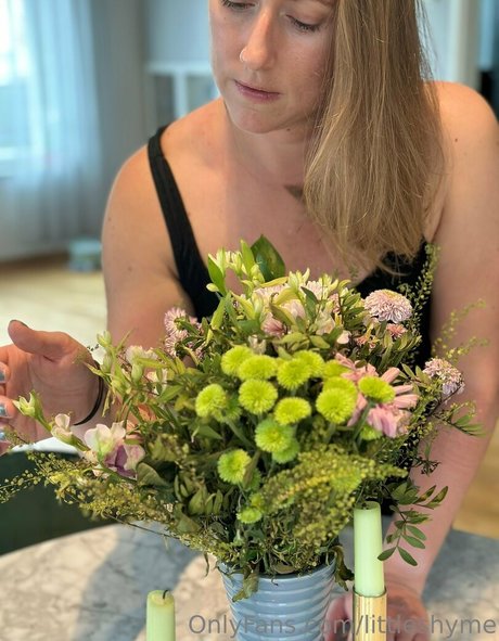 littleshyme star du porno érotique img