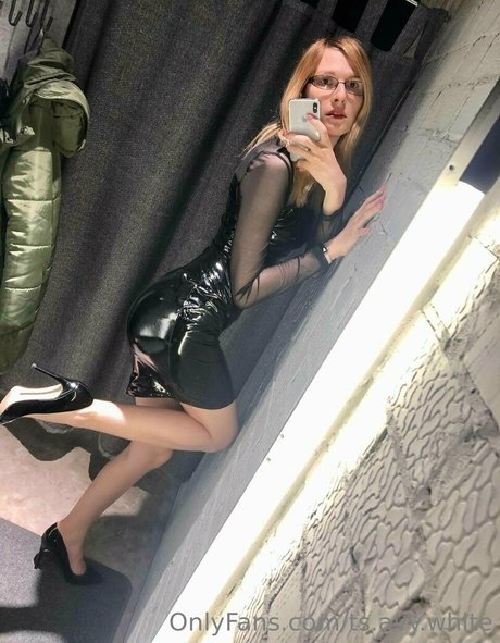 ts avy white modèle gratuit archive