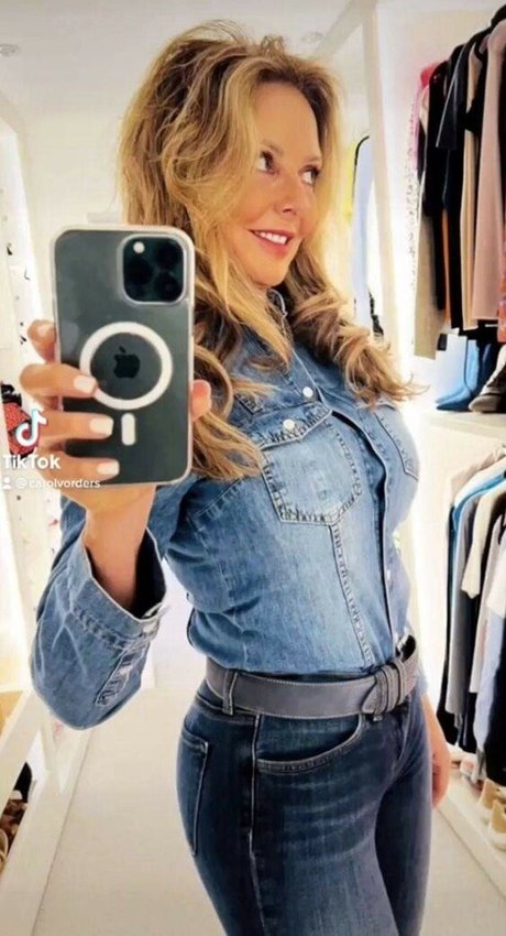 gros clitoris uniquementfans pornographique érotique images