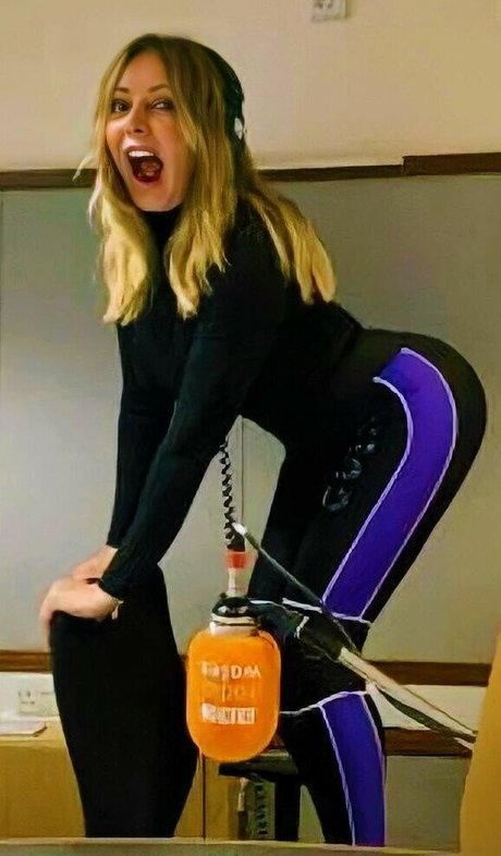 Carol Vorderman belle star du porno collection