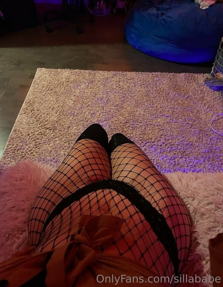 sillababe actrice adulte des photos