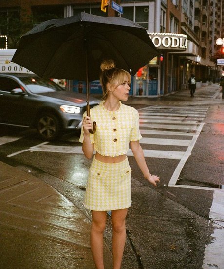 gros clitoris uniquementfans nu sympa galerie