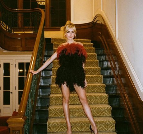 Kiernan Shipka actrice chaude collection