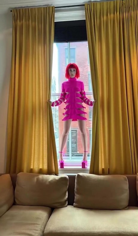 ébène maigre onlyfans nu libre photo