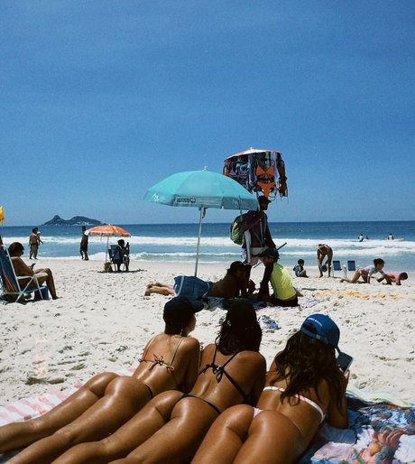 Giullia Buscacio art modèle images